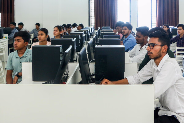 Data Analyst Seminar | GHRU Saikheda