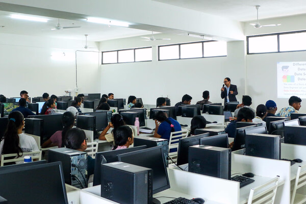 Data Analyst Seminar | GHRU Saikheda