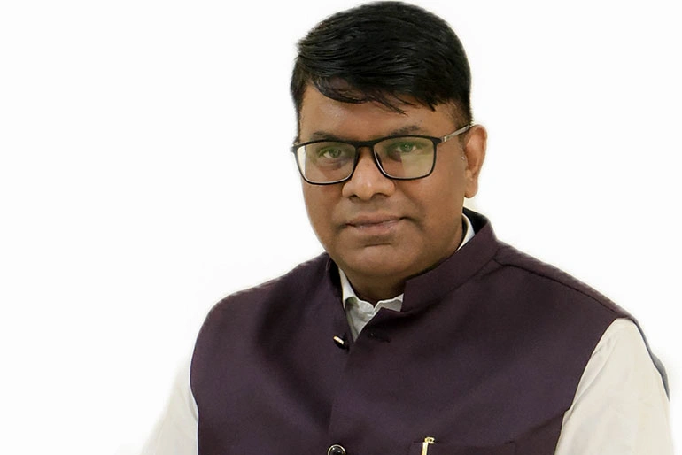 Dr. Arvind Bodhe